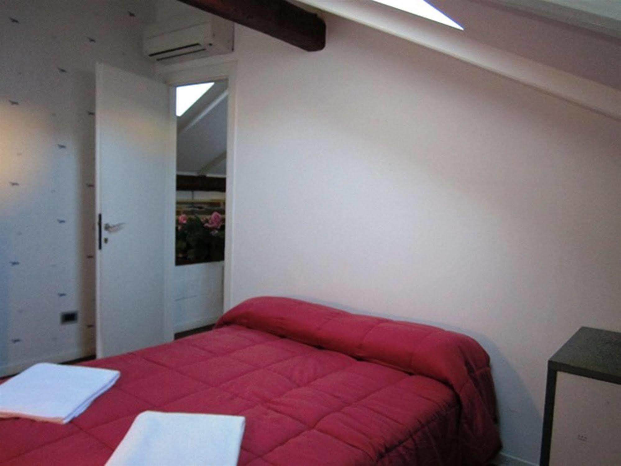 Gioia House Bed & Breakfast Milan Exterior photo